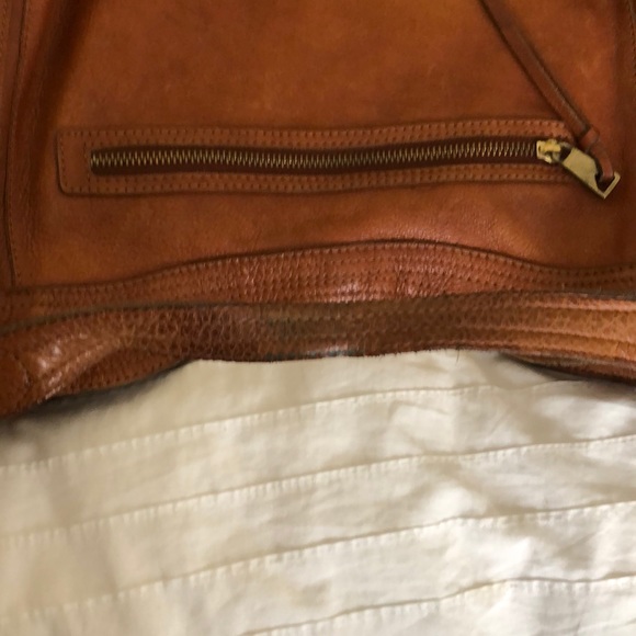 Banana Republic•Large Leather Handbag - Picture 8 of 12
